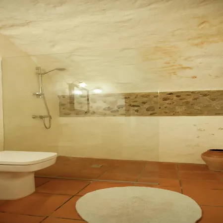 Traditional House For 4 People In Valveralla Apartment Girona