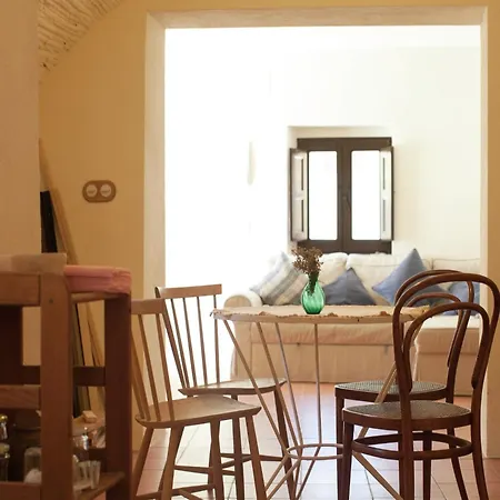 Apartment Traditional House For 4 People In Valveralla *