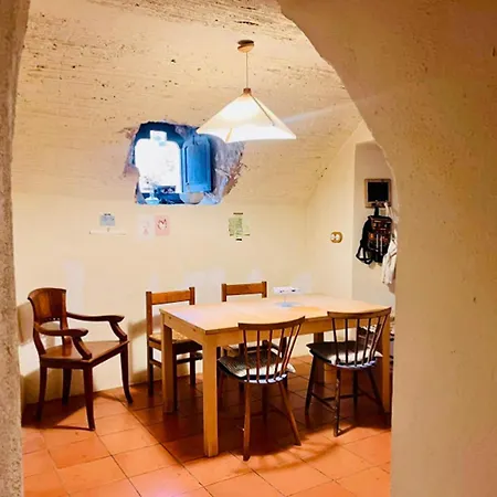 Traditional House For 4 People In Valveralla Апартаменты
